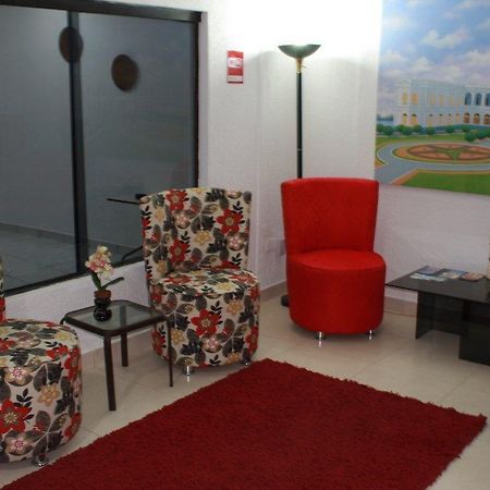 Hostal Casa Suiza Асунсион Екстериор снимка