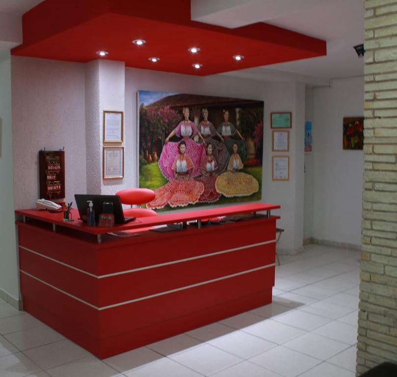 Hostal Casa Suiza Асунсион Екстериор снимка