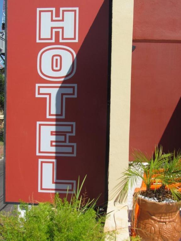 Hostal Casa Suiza Асунсион Екстериор снимка